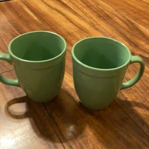 Set of two green mugs. Vintage.